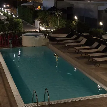 Delfino Hotel Marina Di Carrara